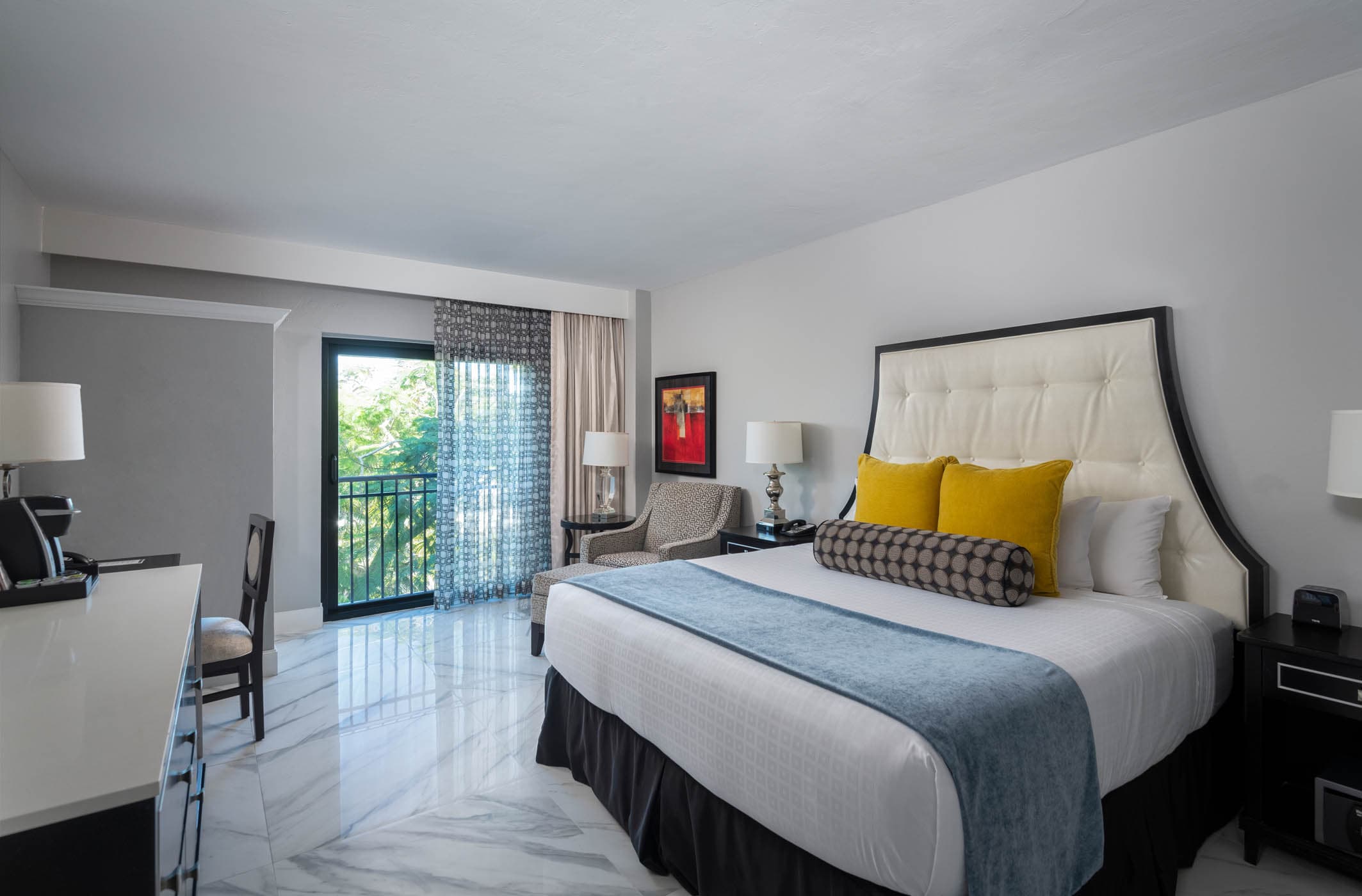 Inn On Fifth Accommodations Deluxe King