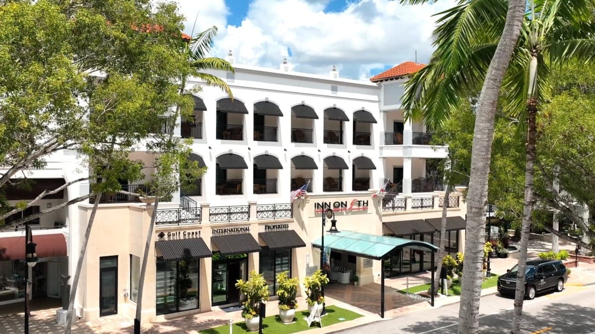 Exterior of Inn on Fifth from the street