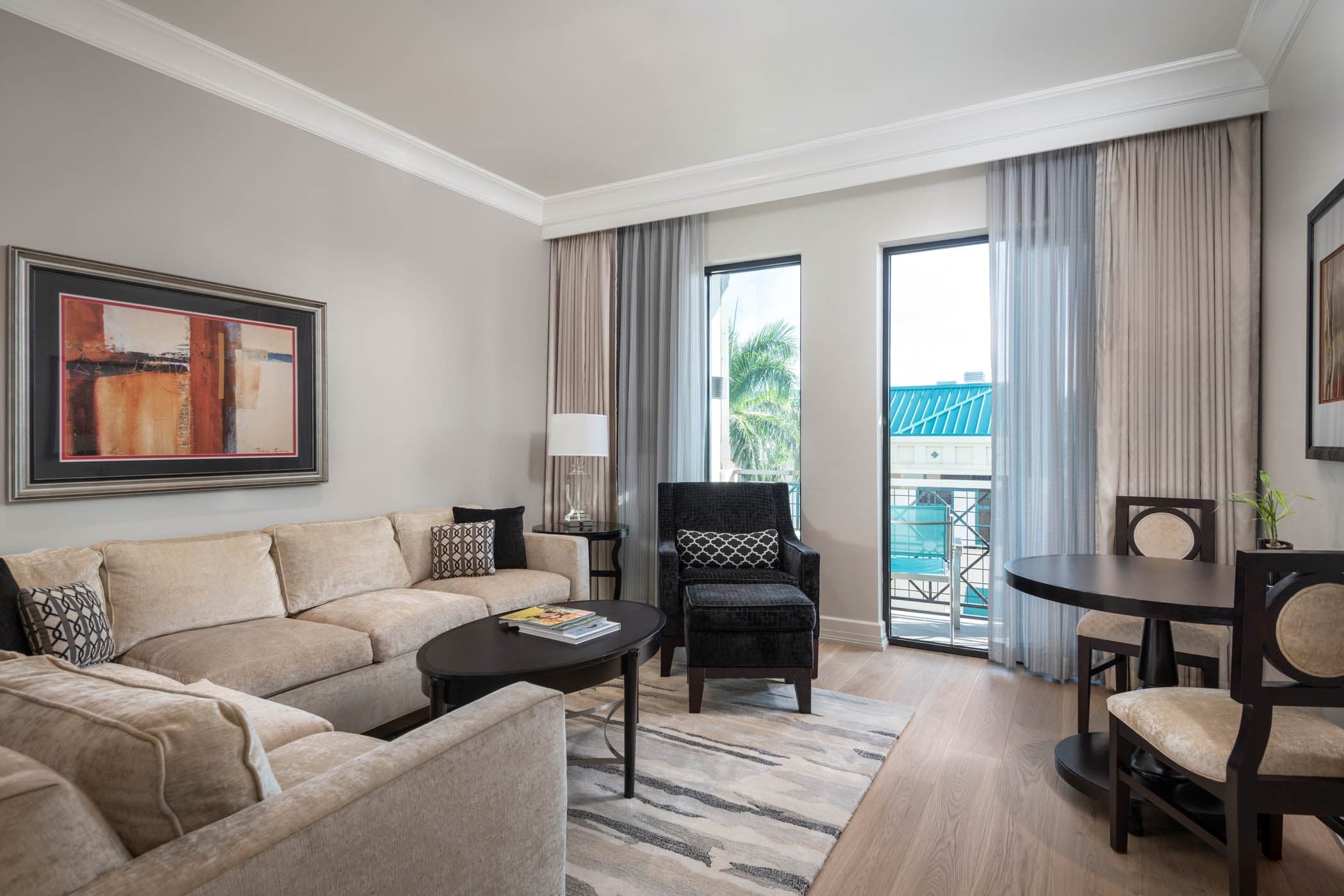 Inn On Fifth Accommodations CL Living Area