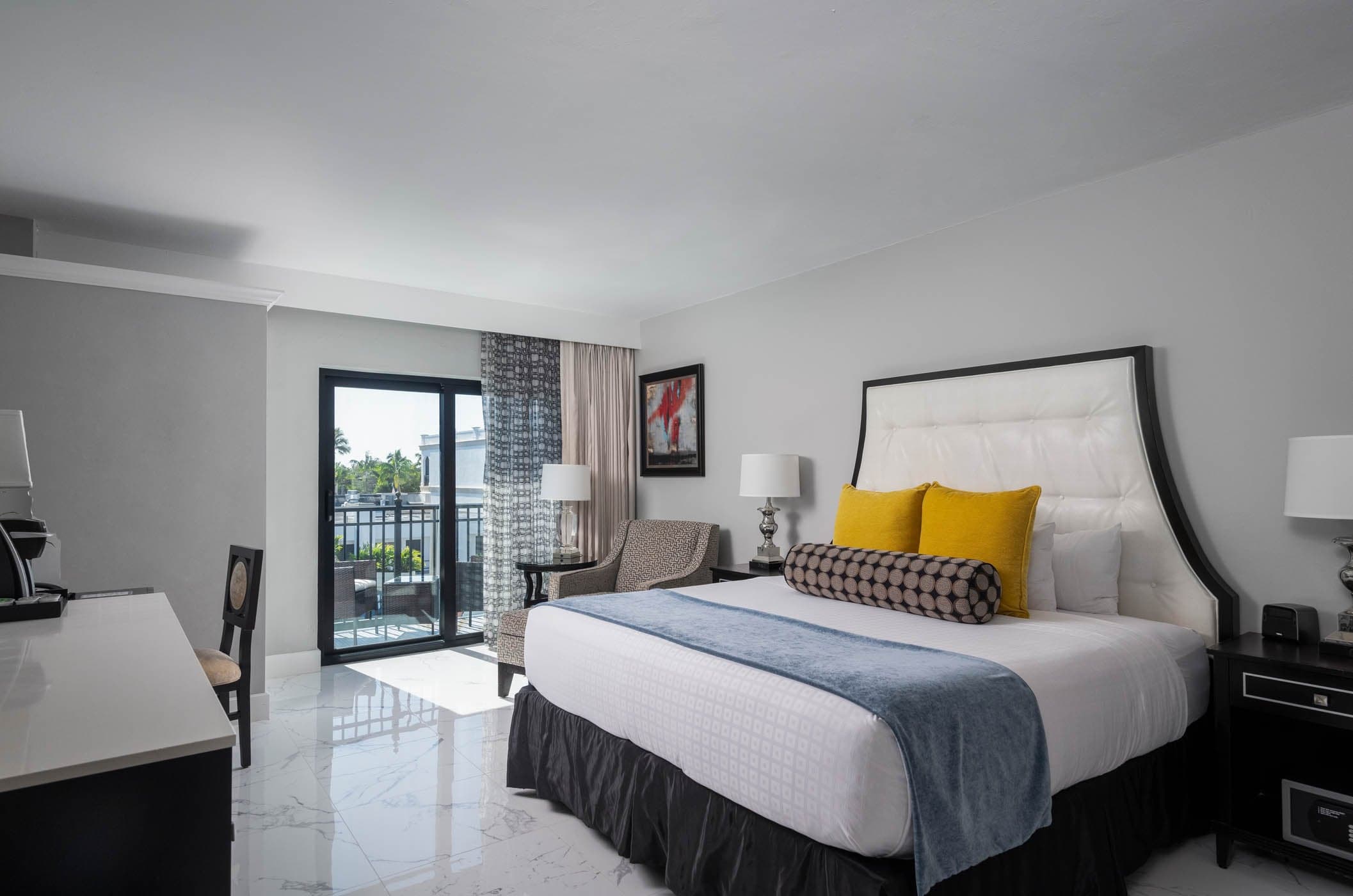 Inn On Fifth Accommodations Courtyard View King
