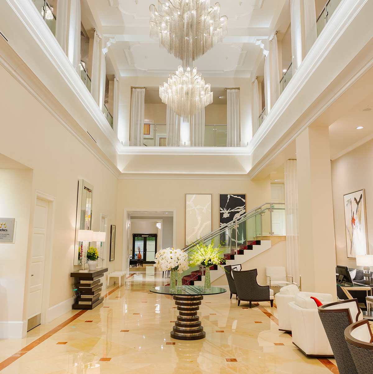 Inn on Fifth Lobby