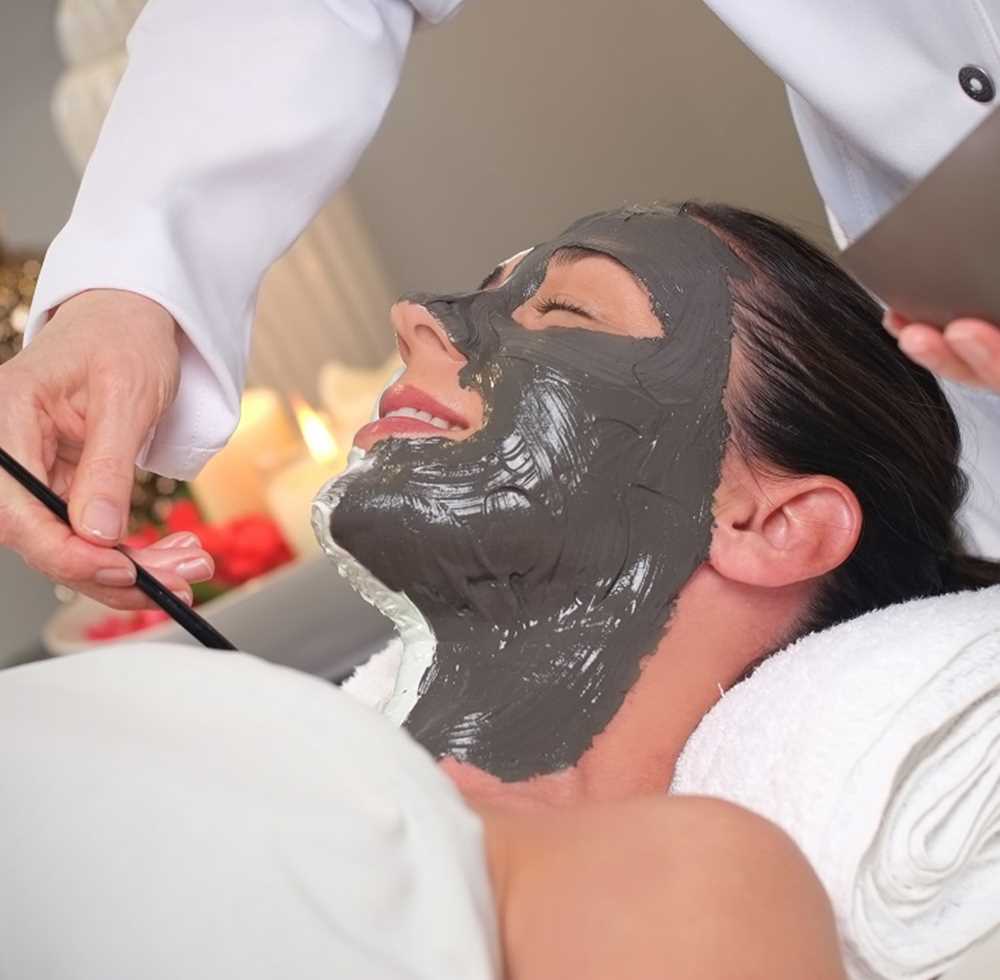 Women facial mask spa